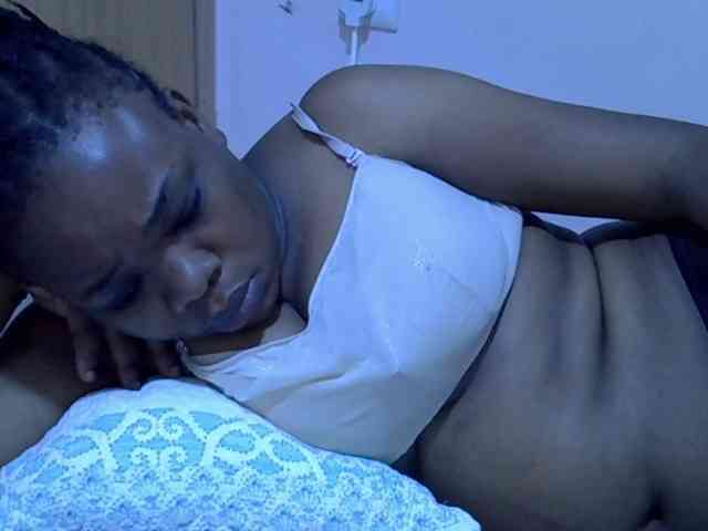 Ebonybootygirl webcam