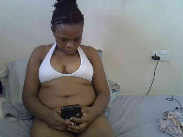 Ebonybootygirl webcam