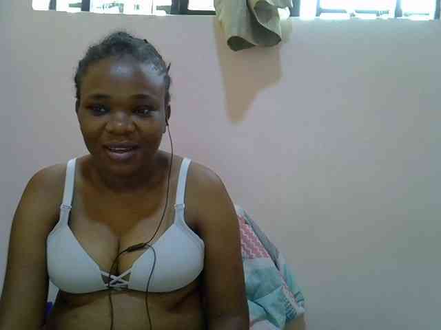 Ebonybootygirl webcam