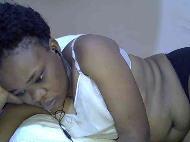 Ebonybootygirl webcam