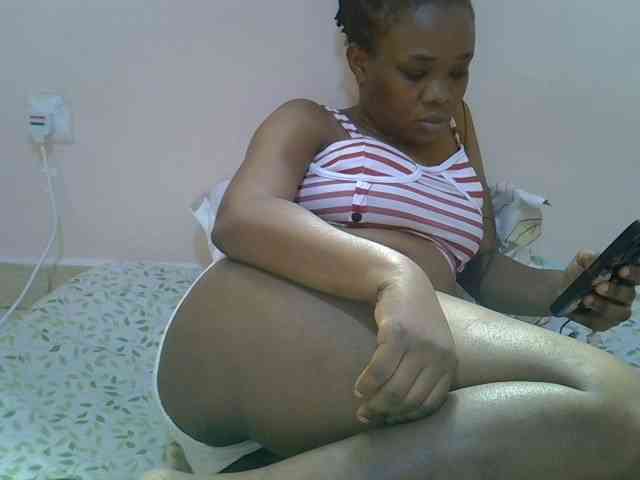 Ebonybootygirl webcam