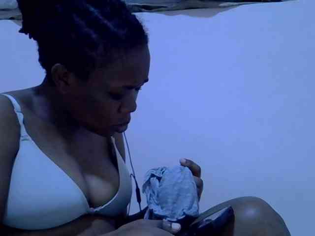 Ebonybootygirl webcam