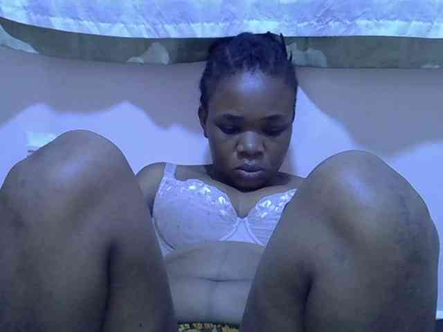 Ebonybootygirl webcam