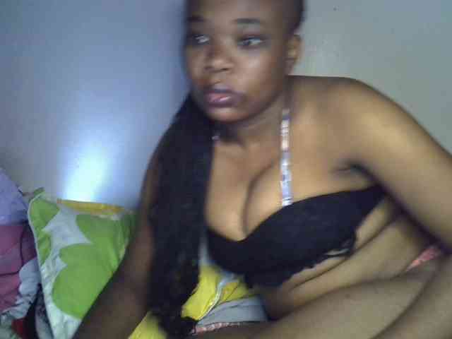 Ebonybootygirl webcam