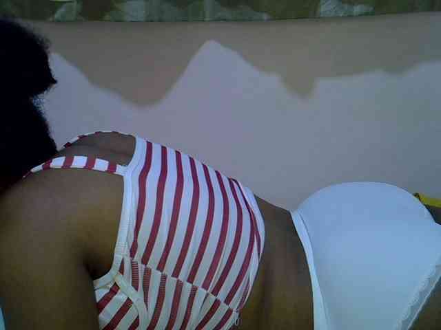 Ebonybootygirl webcam