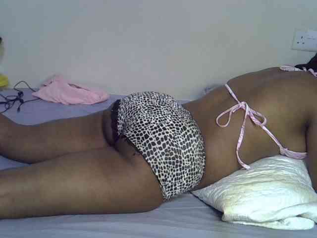 Ebonybootygirl webcam