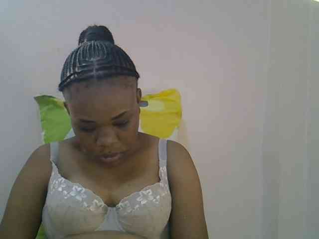 Ebonybootygirl webcam