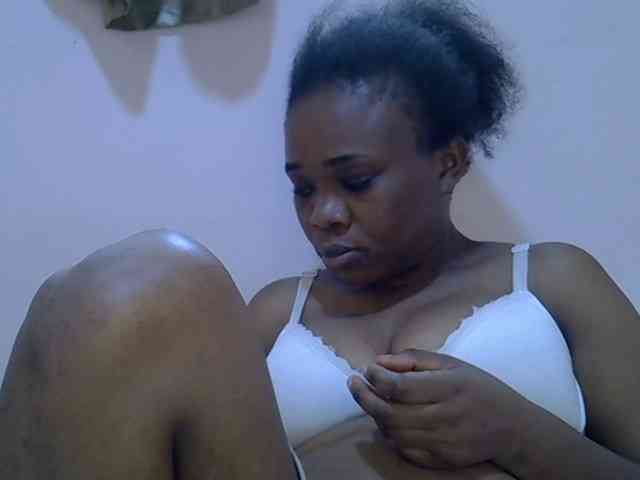 Ebonybootygirl webcam
