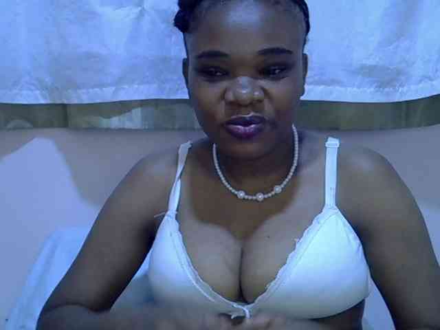 Ebonybootygirl webcam