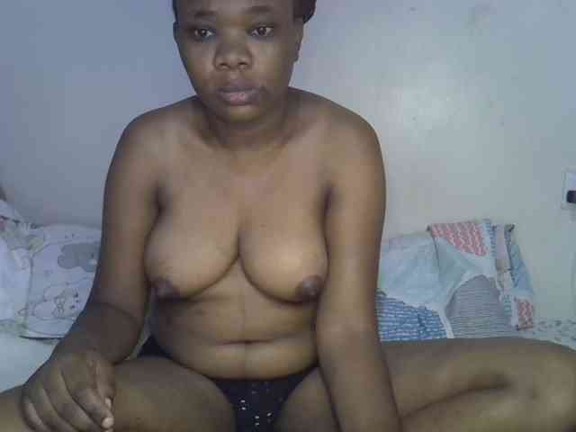 Ebonybootygirl webcam