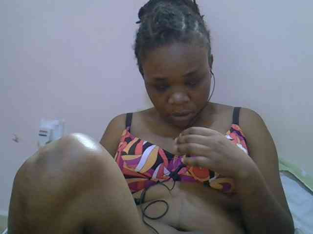 Ebonybootygirl webcam