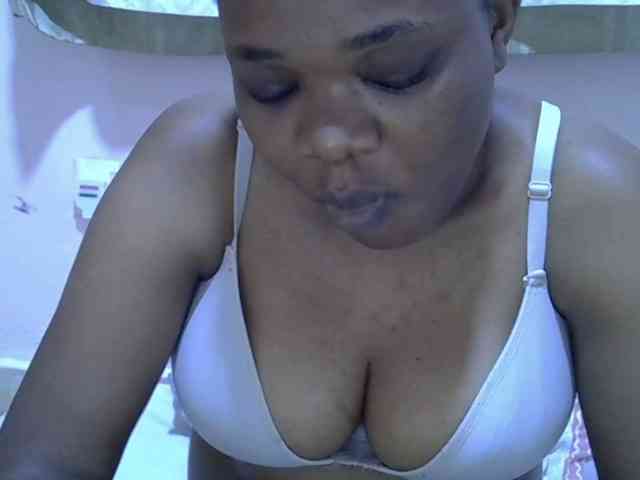 Ebonybootygirl webcam