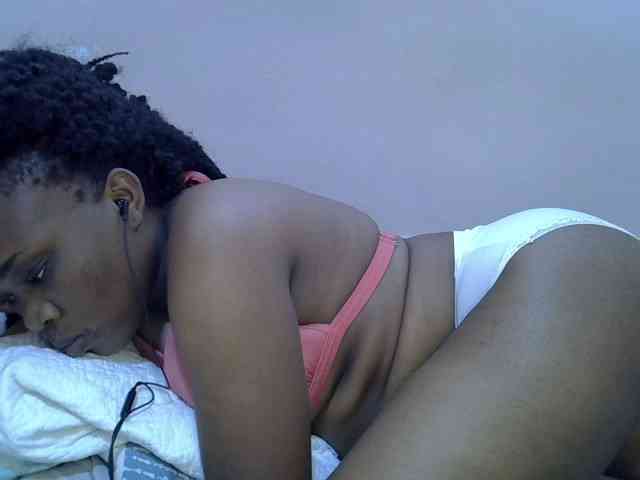 Ebonybootygirl webcam
