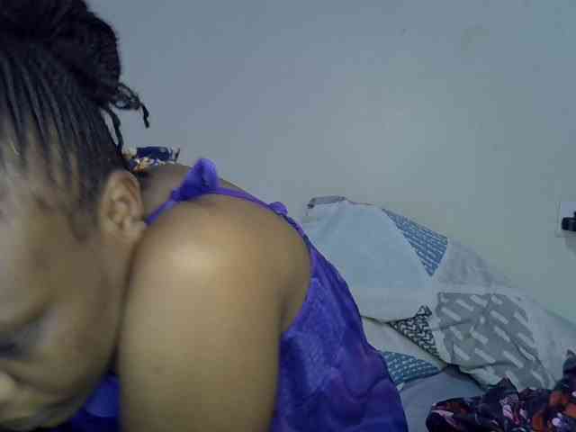 Ebonybootygirl webcam