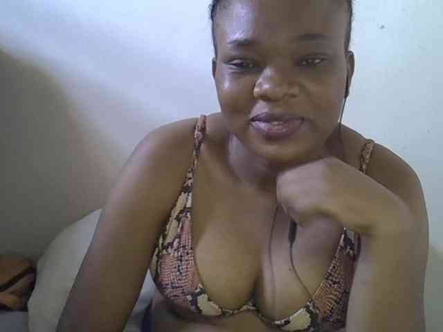 Ebonybootygirl webcam
