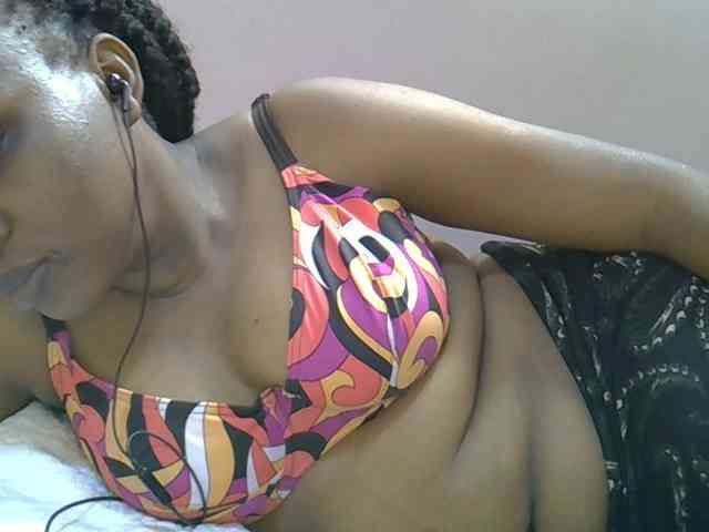 Ebonybootygirl