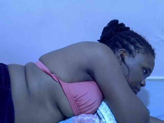 Ebonybootygirl webcam