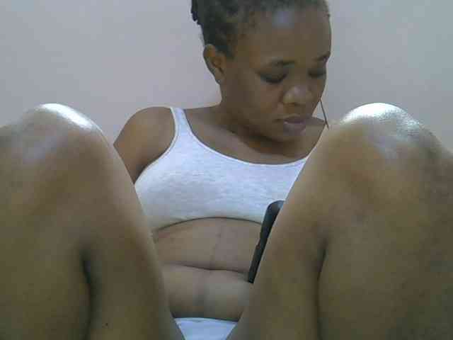 Ebonybootygirl webcam