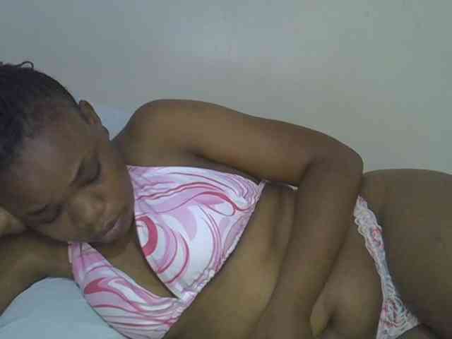 Ebonybootygirl Live Webcam on BongaCams