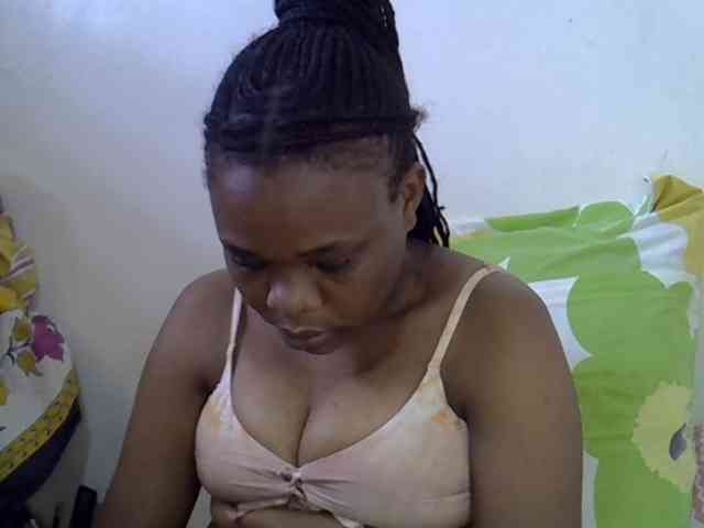 Ebonybootygirl webcam