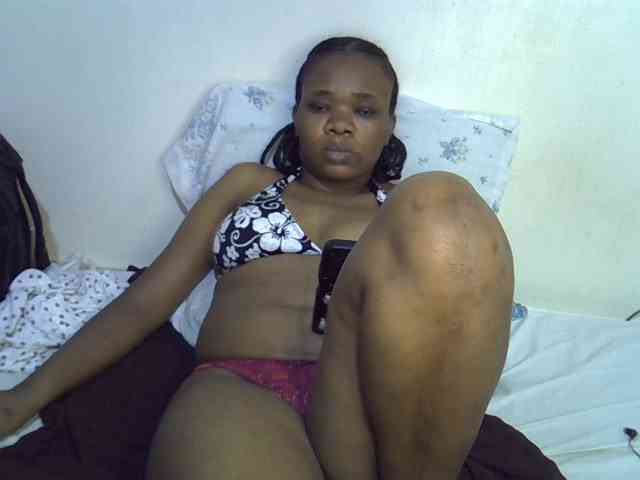 Ebonybootygirl webcam