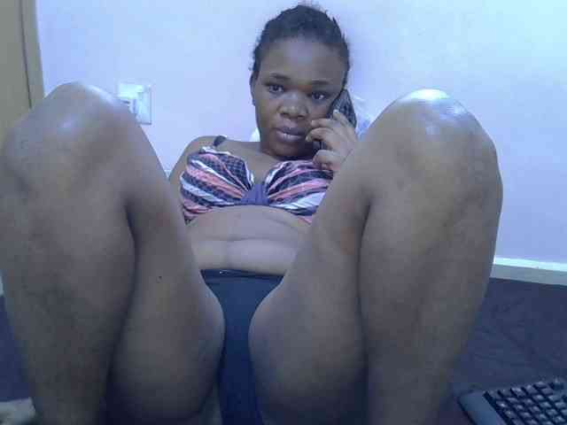 Ebonybootygirl webcam