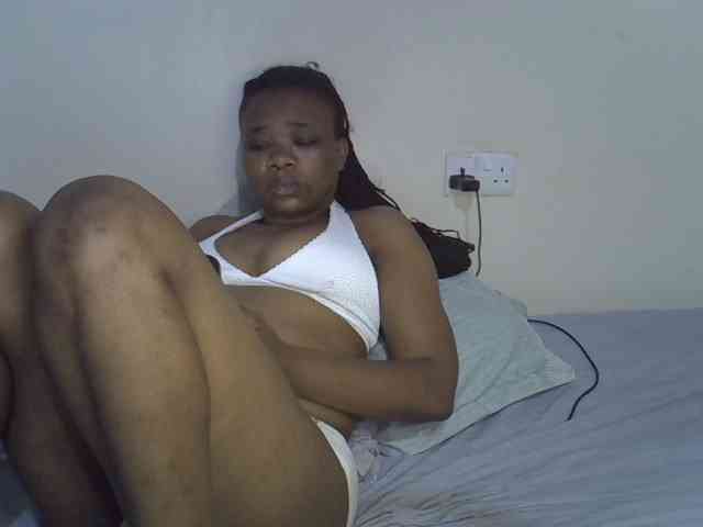 Ebonybootygirl webcam