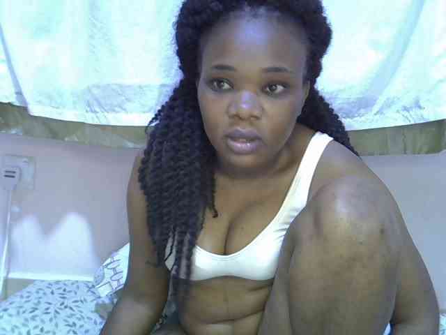 Ebonybootygirl webcam