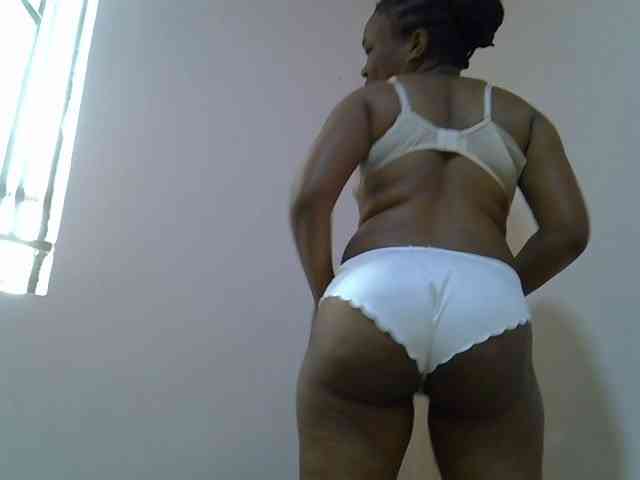 Ebonybootygirl webcam