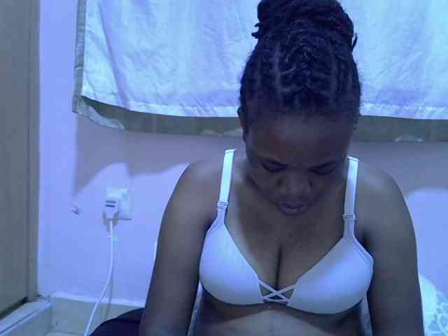 Ebonybootygirl webcam