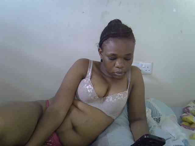 Ebonybootygirl webcam