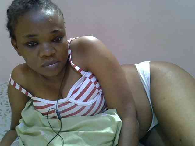 Ebonybootygirl webcam