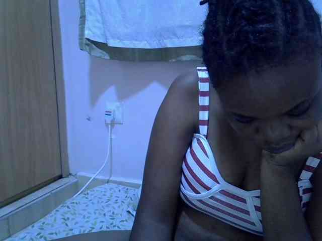 Ebonybootygirl webcam