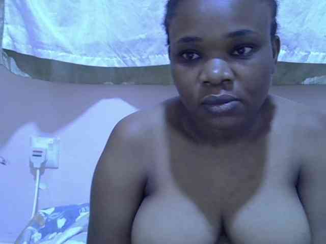 Ebonybootygirl webcam