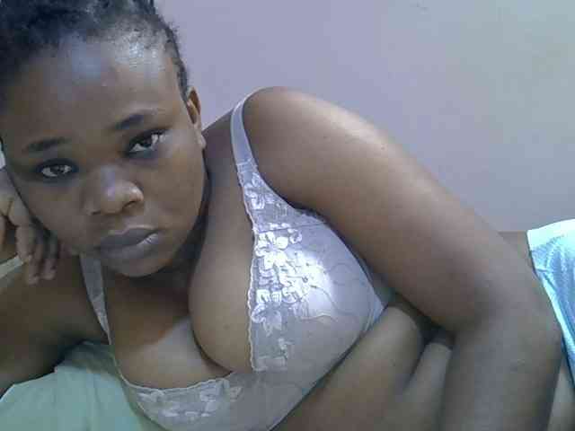 Ebonybootygirl webcam