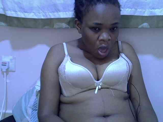 Ebonybootygirl webcam