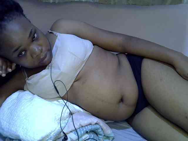 Ebonybootygirl webcam