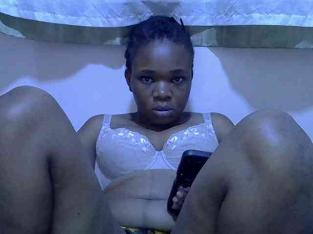 Ebonybootygirl webcam