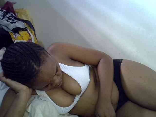 Ebonybootygirl webcam