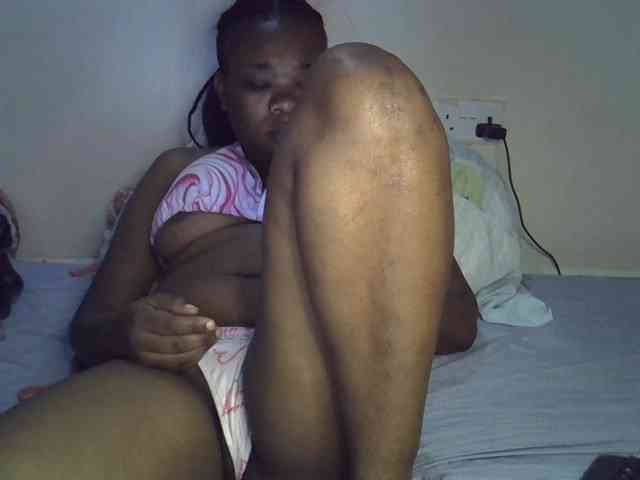Ebonybootygirl webcam