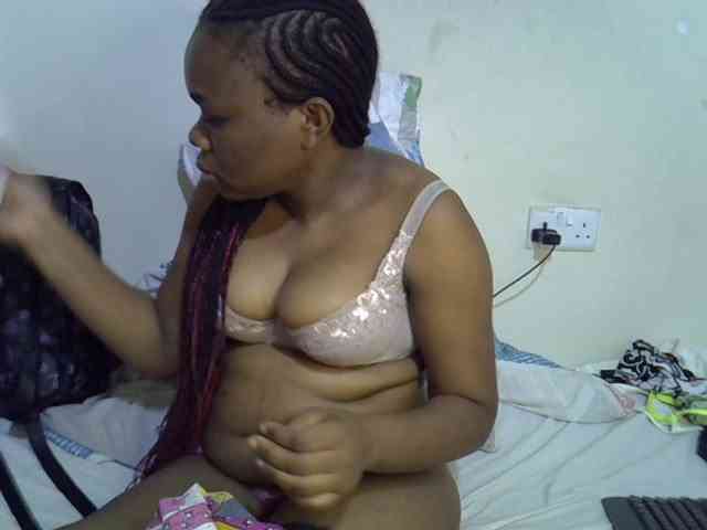 Ebonybootygirl webcam