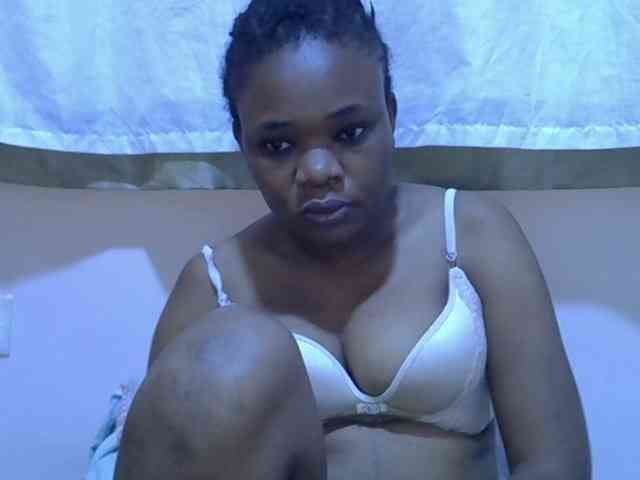 Ebonybootygirl webcam