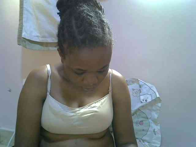 Ebonybootygirl webcam