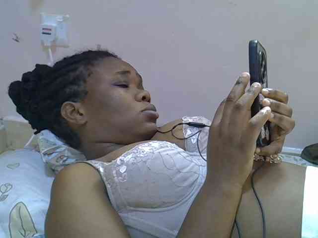 Ebonybootygirl webcam