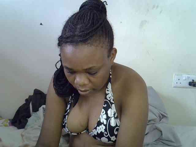 Ebonybootygirl webcam