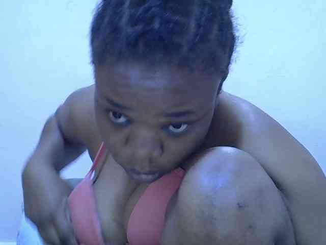 Ebonybootygirl webcam