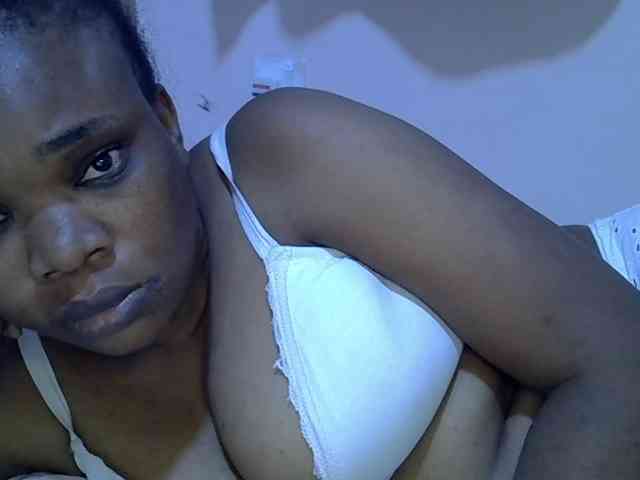 Ebonybootygirl webcam