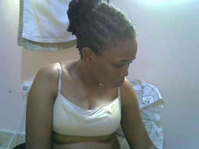 Ebonybootygirl webcam