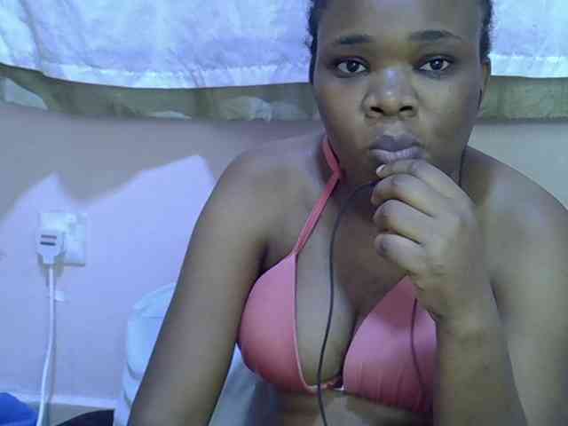 Ebonybootygirl webcam