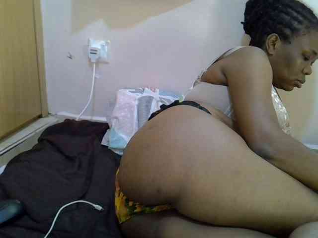 Ebonybootygirl webcam